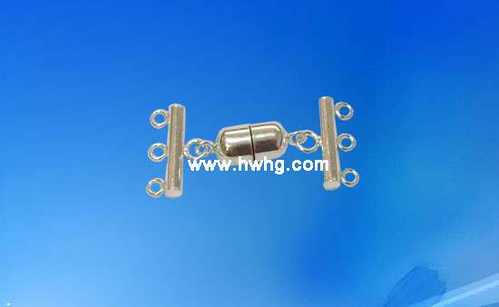 H945